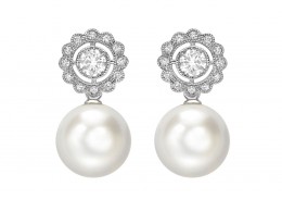 18ct White Gold Pearl & Diamond Earrings 