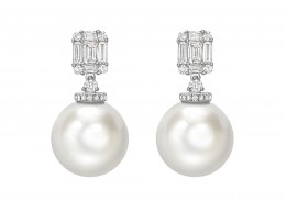 18ct White Gold Pearl & Diamond Earrings 