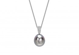 18ct White Gold Pearl & Diamond Necklace