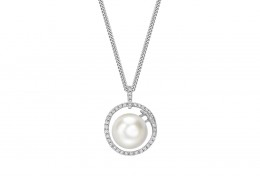 18ct White Gold Pearl & Diamond Necklace