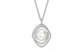 18ct White Gold Pearl & Diamond Necklace