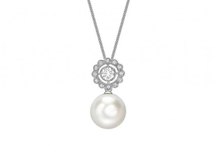 18ct White Gold Pearl & Diamond Necklace