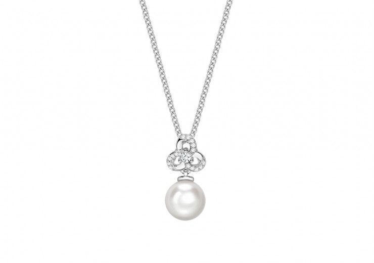 9ct White Gold Pearl & Diamond Necklace 