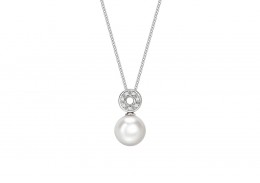 9ct White Gold Pearl & Diamond Necklace 