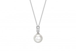 9ct White Gold Pearl & Diamond Necklace 