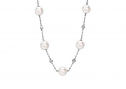 18ct White Gold Pearl & Diamond Necklace