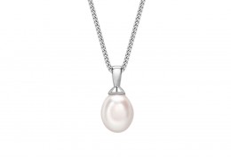 18ct White Gold Pearl Necklace
