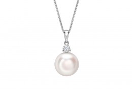 18ct White Gold Pearl & Diamond Necklace