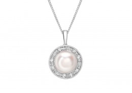 18ct White Gold Pearl & Diamond Necklace