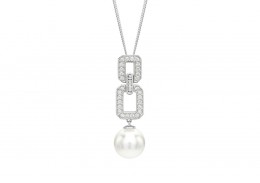 18ct White Gold Pearl & Diamond Necklace