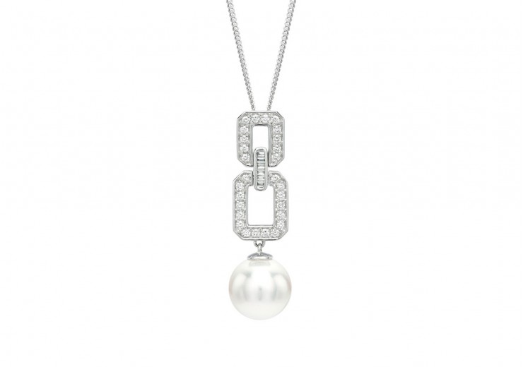 18ct White Gold Pearl & Diamond Necklace