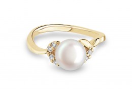 18ct Gold, Pearl & Diamond Ring