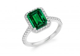 18ct White Gold Emerald & Diamond Round Brilliant & Emerald Cut Cluster Ring 2.23ct