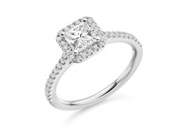 18ct White Gold Princess Cut Diamond Halo Ring 0.85ct