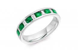 18ct White Gold Emerald & Diamond Baguette & Round Brilliant Cut Half Eternity Ring 0.80ct
