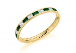 18ct Yellow Gold Emerald & Diamond Baguette Cut Half Eternity Ring 0.42ct