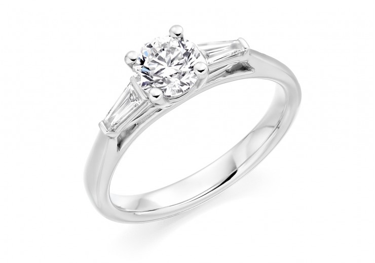 18ct White Gold Baguette & Round Brilliant Cut Diamond Trilogy Ring 1.25ct