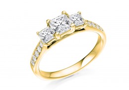 18ct Yellow Gold Princess & Round Brilliant Cut Diamond Trilogy Ring 0.80ct
