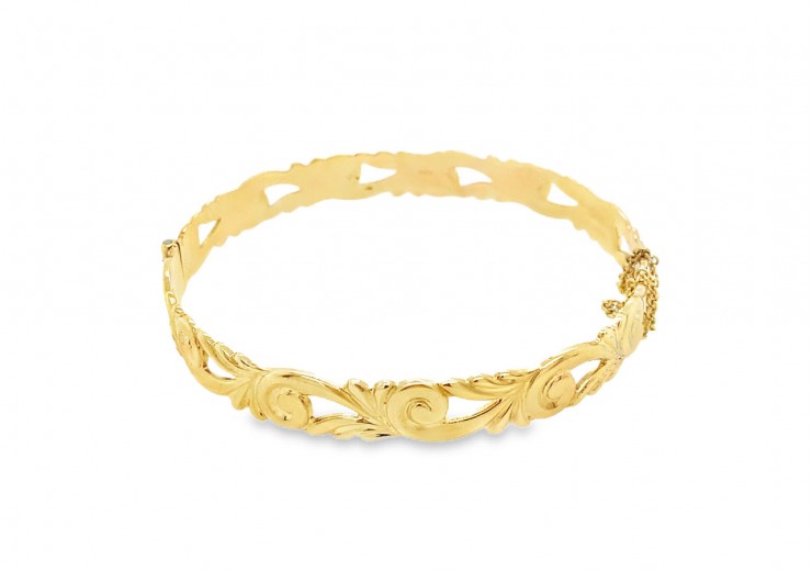 Pre-owned 9ct Gold Fancy Bangle
