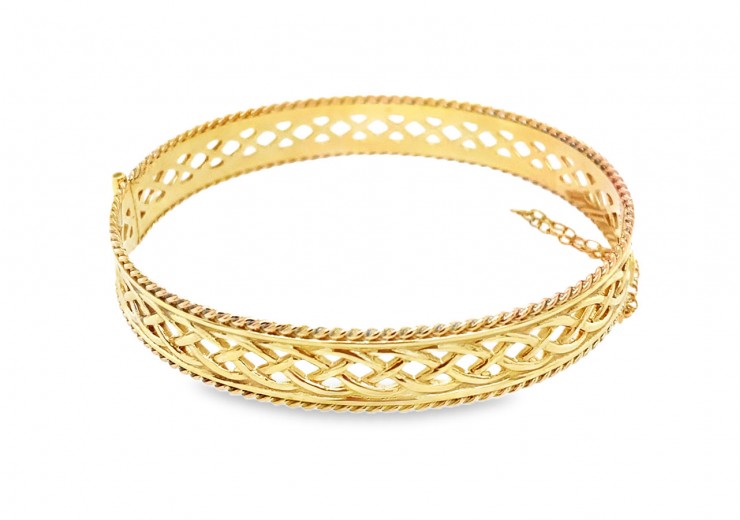 Pre-owned 9ct Gold Celtic Bangle