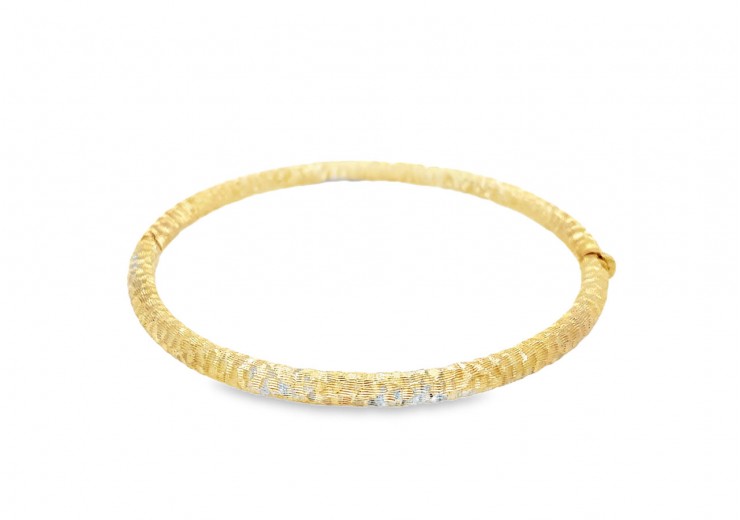 Pre-owned 9ct Gold Textured Bangle