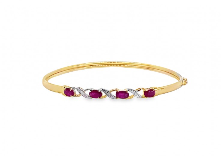 Pre-owned 9ct Yellow Gold Ruby & Diamond Bangle