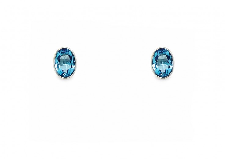 9ct White Gold Blue Topaz Stud Earrings