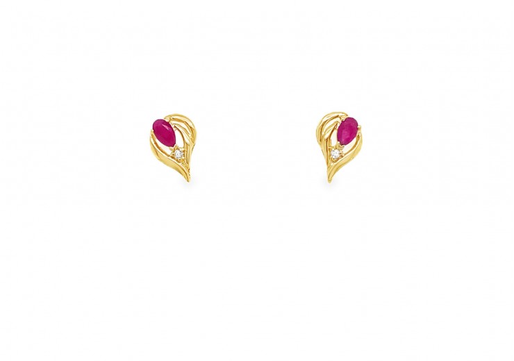 Pre-owned 9ct Yellow Gold Ruby & Diamond Stud Earrings