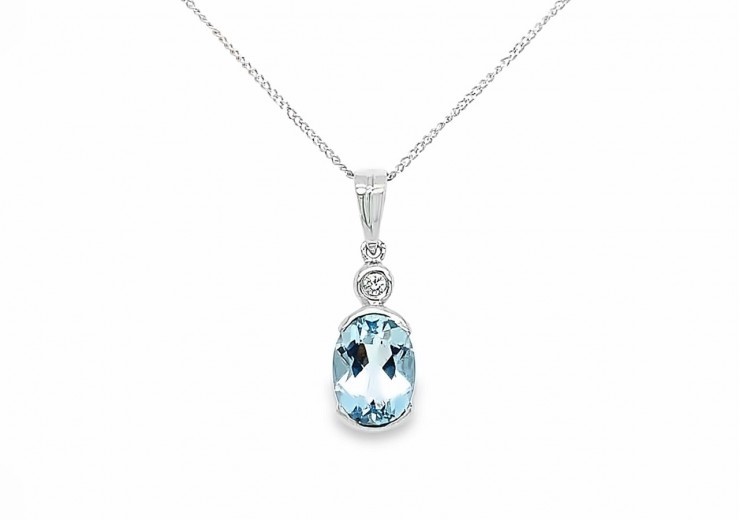 9ct White Gold Aquamarine & Diamond Necklace