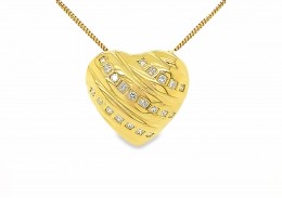 Pre-owned 18ct Yellow Gold Diamond Heart Necklace