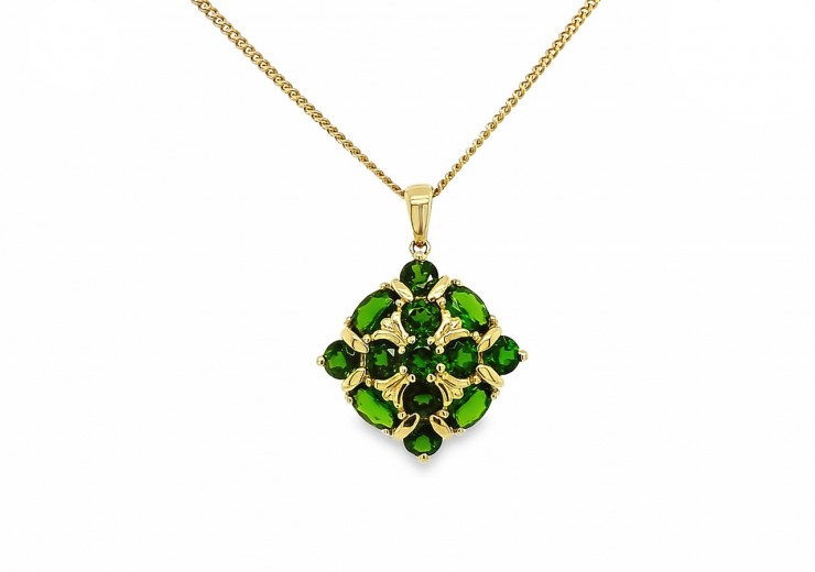 Pre-owned 9ct Yellow Gold Diopside Necklace