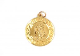 Pre-owned 9ct Yellow Gold St Christopher Pendant