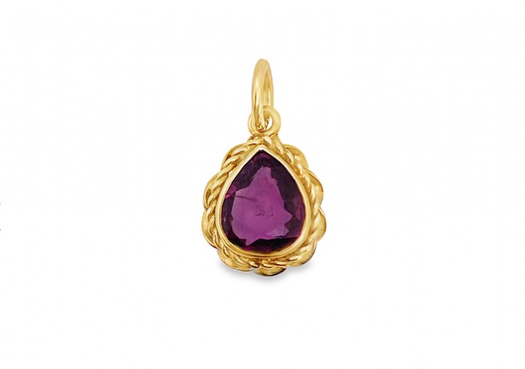 Pre-owned 9ct Yellow Gold Garnet Pendant