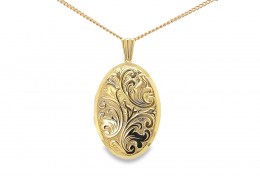 Pre-owned 9ct Yellow Patterned Locket Necklace