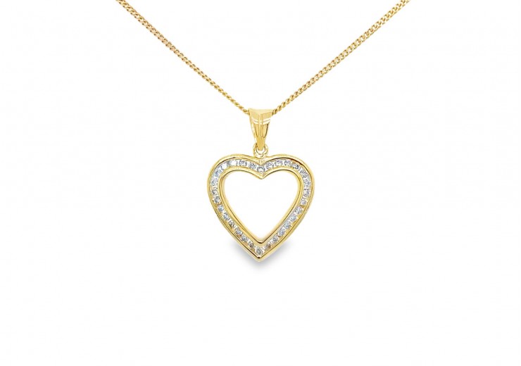 Pre-owned 9ct Yellow Gold Diamond Heart Necklace