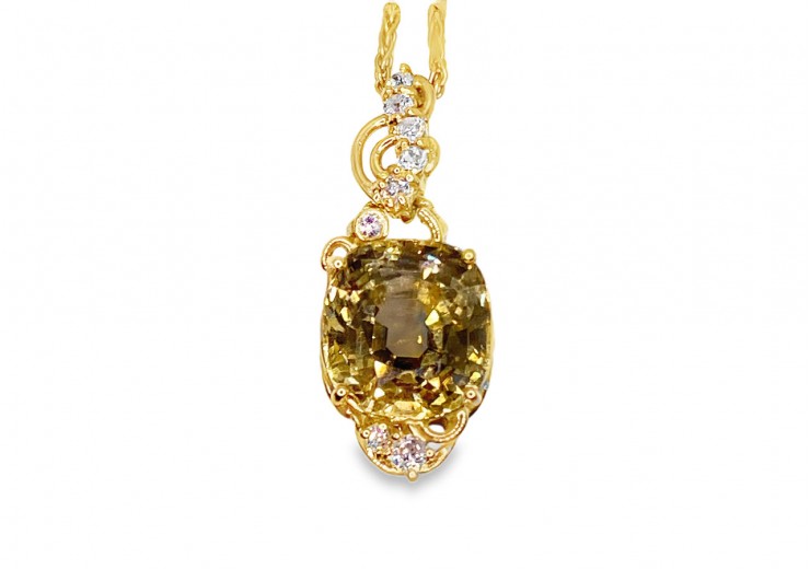 Bespoke Design 18ct Yellow Gold Yellow Sapphire & Diamond Pendant Bespoke Design 18ct Yellow Gold Yellow Sapphire & Diamond Pendant