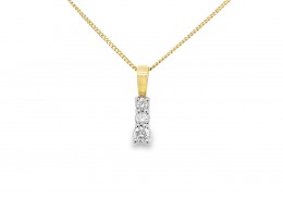 Pre-owned 9ct Gold Diamond Necklace