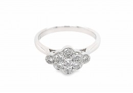 18ct White Gold Diamond Cluster Ring