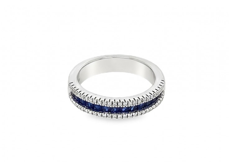 18ct White Gold Sapphire & Diamond Ring
