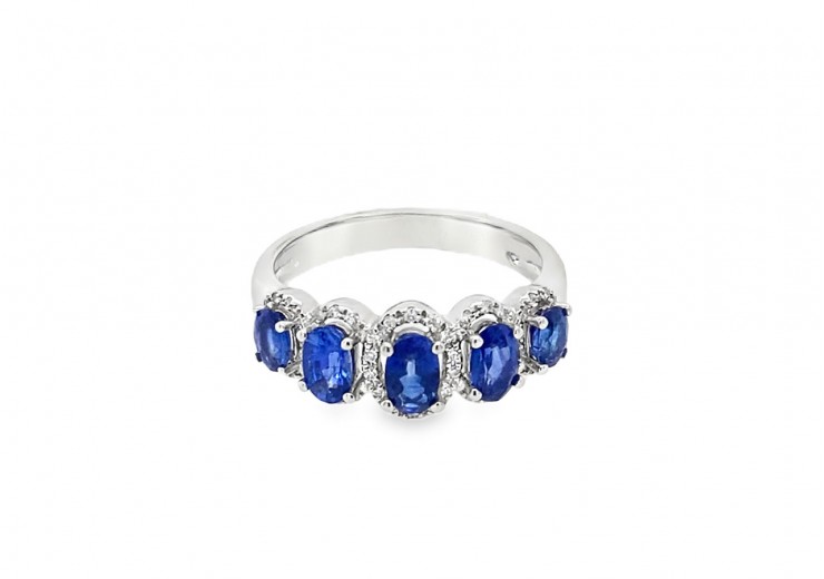 18ct White Gold Sapphire & Diamond Ring
