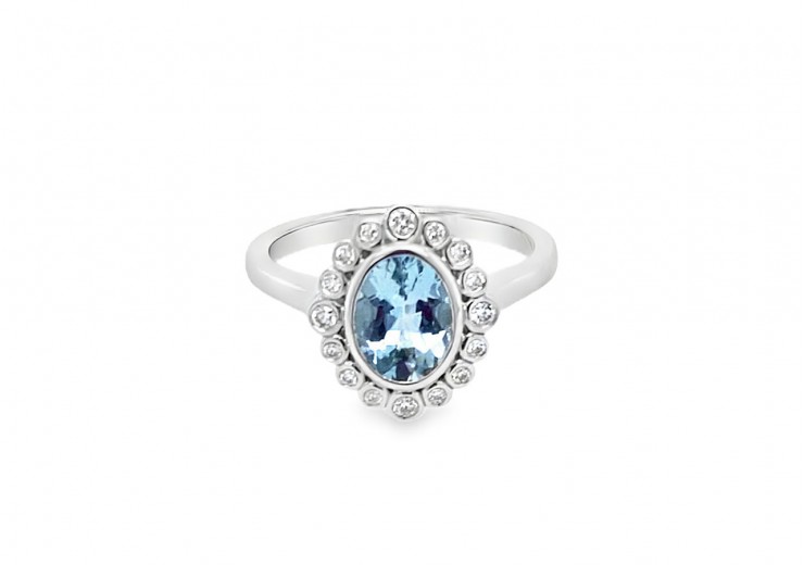 18ct White Gold Aquamarine & Diamond Ring