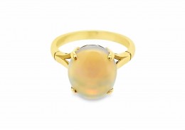 9ct Yellow Gold Opal Ring