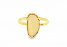 9ct Yellow Gold Opal Ring