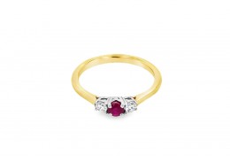 18ct Gold Ruby & Diamond Trilogy 18ct Gold Ruby & Diamond Trilogy