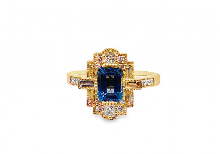 9ct Yellow Gold Topaz & Diamond Art Deco Style Ring 9ct Yellow Gold Topaz & Diamond Art Deco Style Ring