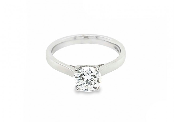 Pre-owned Platinum 1 Carat Diamond Solitaire Ring 