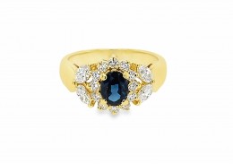 Pre-owned 18ct Yellow Gold Sapphire & Diamond Ring