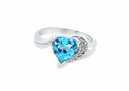 Pre-owned 14ct White Gold Blue Topaz & Diamond Ring