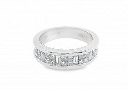 Pre-owned 18ct White Gold Diamond Eternity Ring