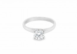 Pre-owned Platinum & Diamond Solitaire Ring